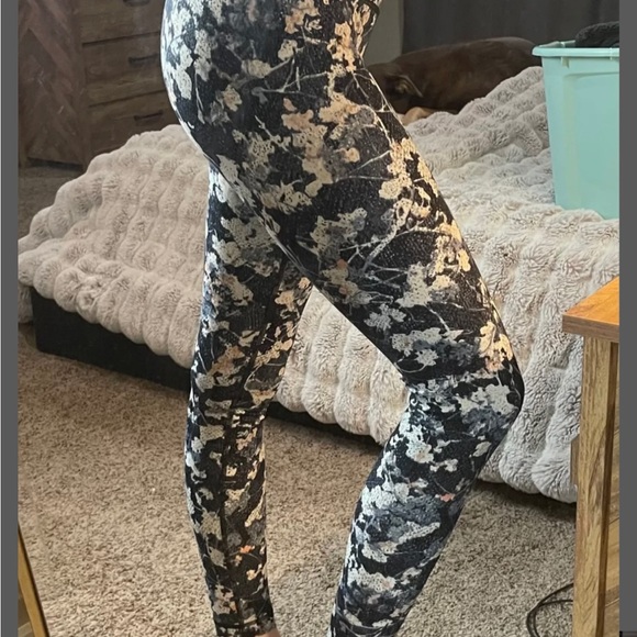 Lululemon Leggings Spring Bloom Size 10 - Picture 11 of 14